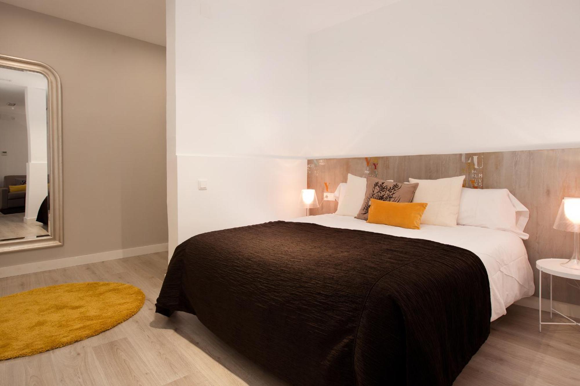 Click&Flat Seneca Suites Barcelona Zimmer foto