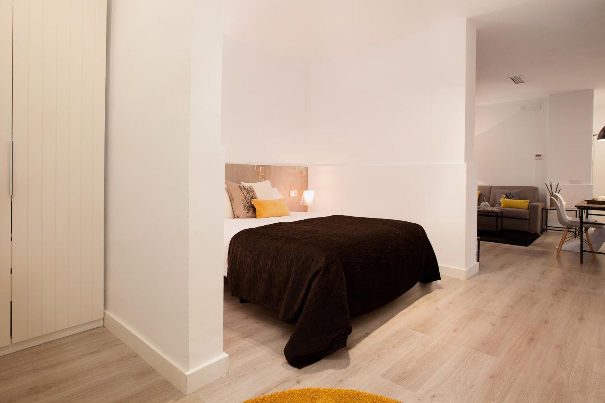 Click&Flat Seneca Suites Barcelona Zimmer foto