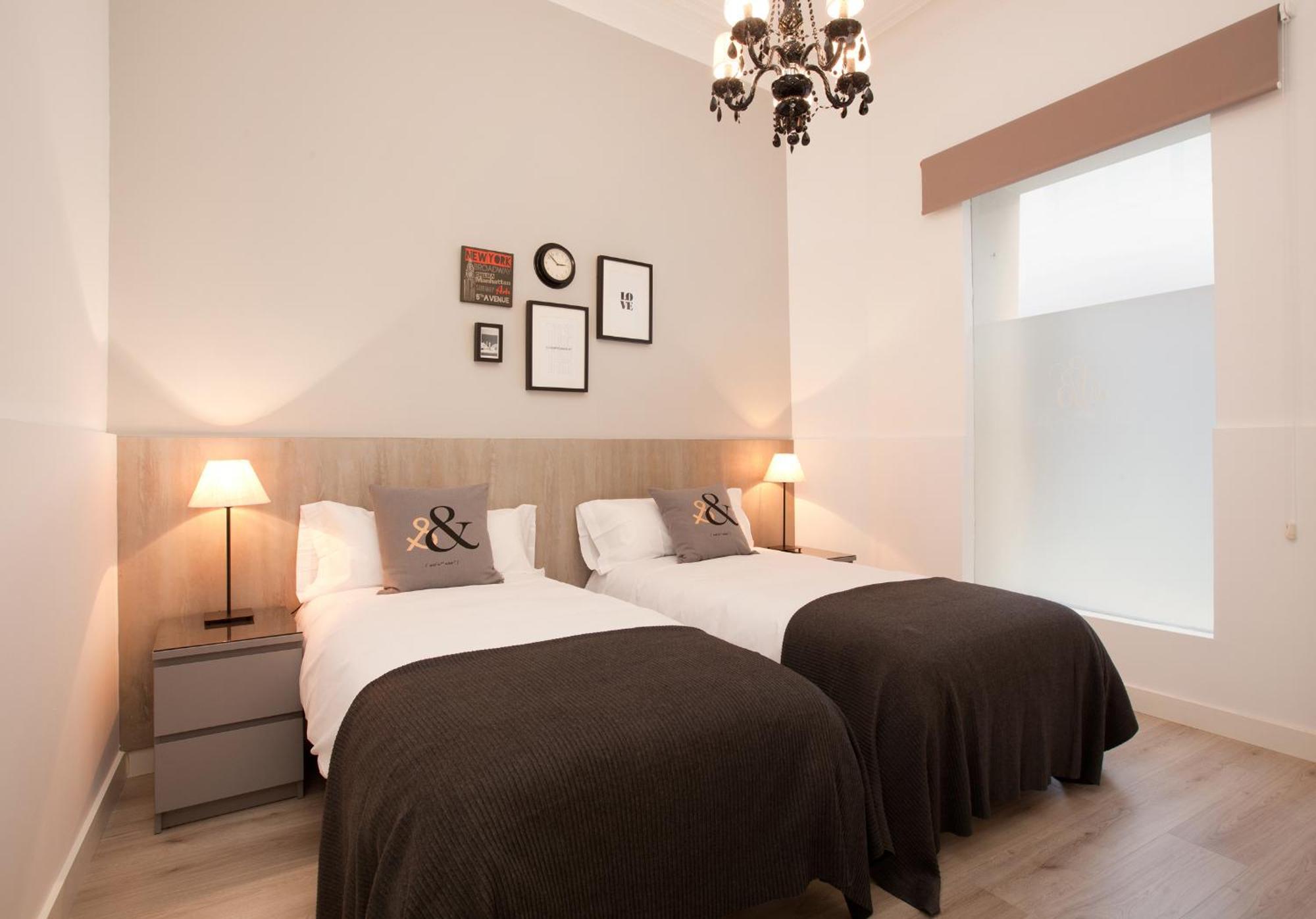 Click&Flat Seneca Suites Barcelona Zimmer foto