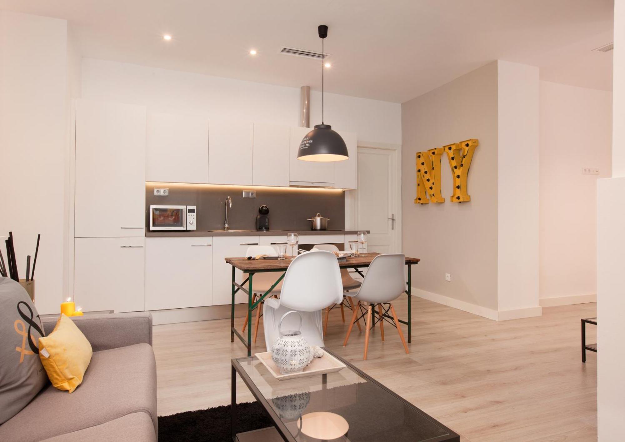 Click&Flat Seneca Suites Barcelona Zimmer foto